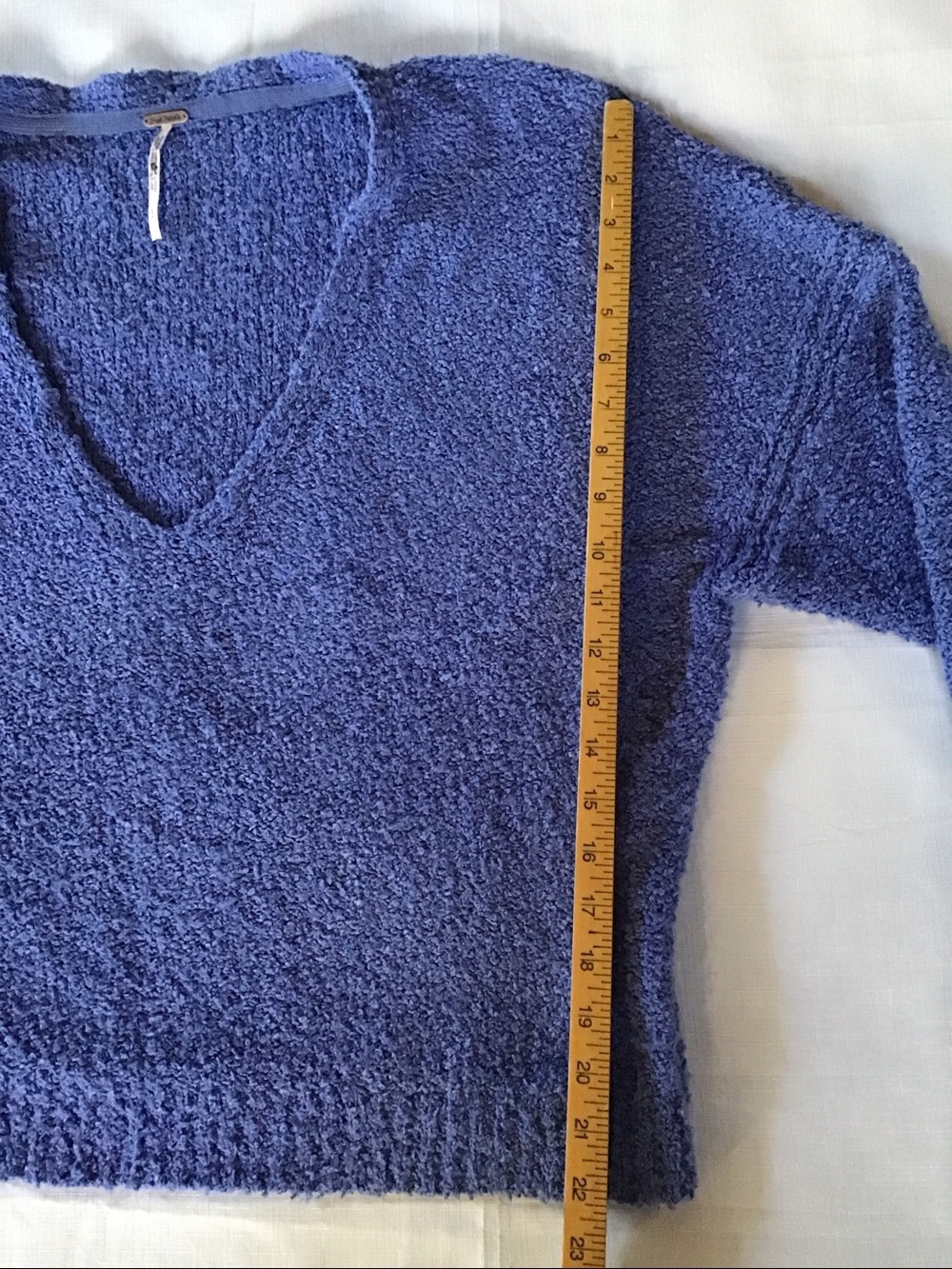 Free people Women's Cozy Blue V-Neck Sweater Size L - Picture 6 of 11